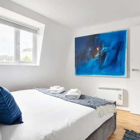 Bright N' Charming Air Conditioned Two Bed In Heart Of London Exterior photo